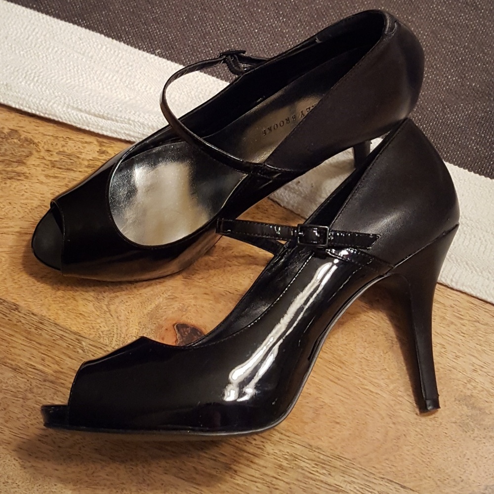 Audrey Brooke black stilettos, 9.5M